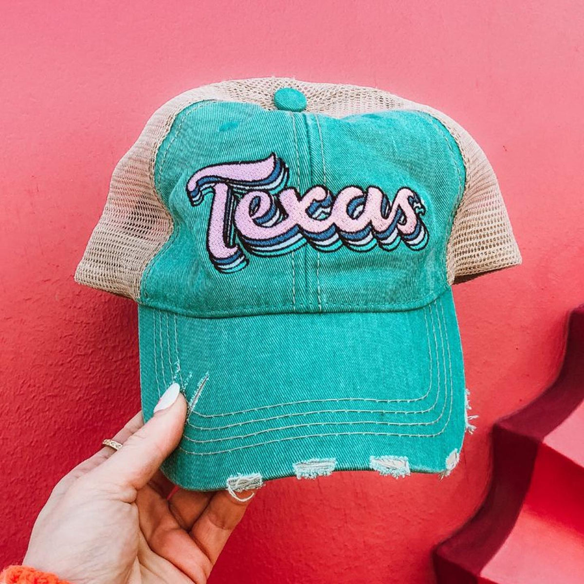 Texas layered design women's trucker hat